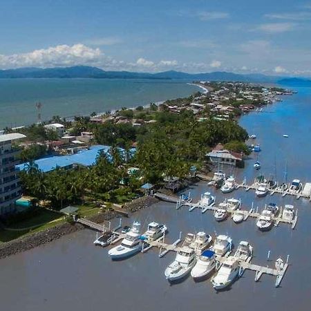 Puerto Azul Hotel Y Club Nautico Chacarita المظهر الخارجي الصورة
