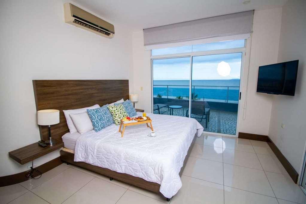 Puerto Azul Hotel Y Club Nautico Chacarita الغرفة الصورة
